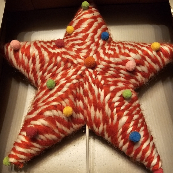 Limited Edition Yarn & Pom Pom Holiday Tree Topper Star by H FOR HAPPY - Picture 2 of 6